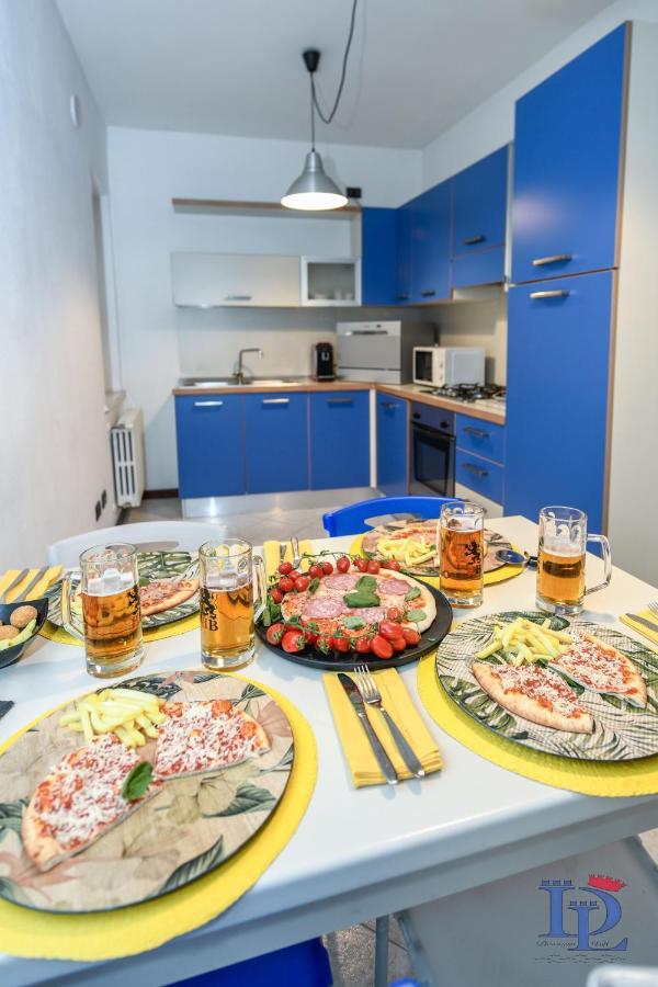 Ferienwohnung Desenzanoloft Blue Lake Star Desenzano del Garda Exterior foto