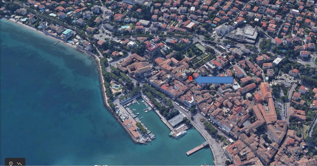 Ferienwohnung Desenzanoloft Blue Lake Star Desenzano del Garda Exterior foto